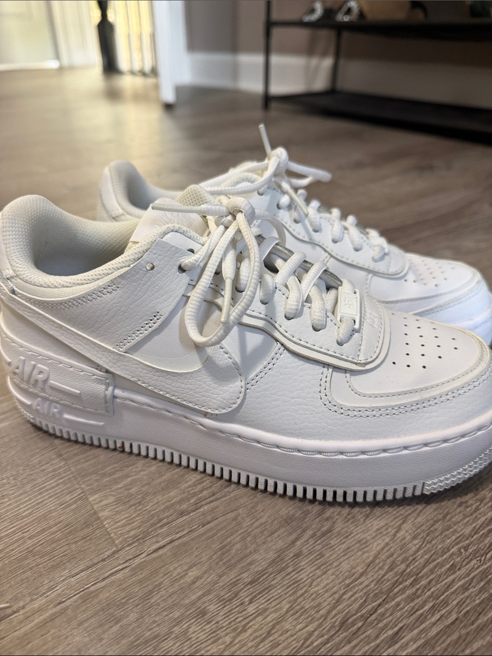 Nike Kids White Low-Top Leather Sneakers